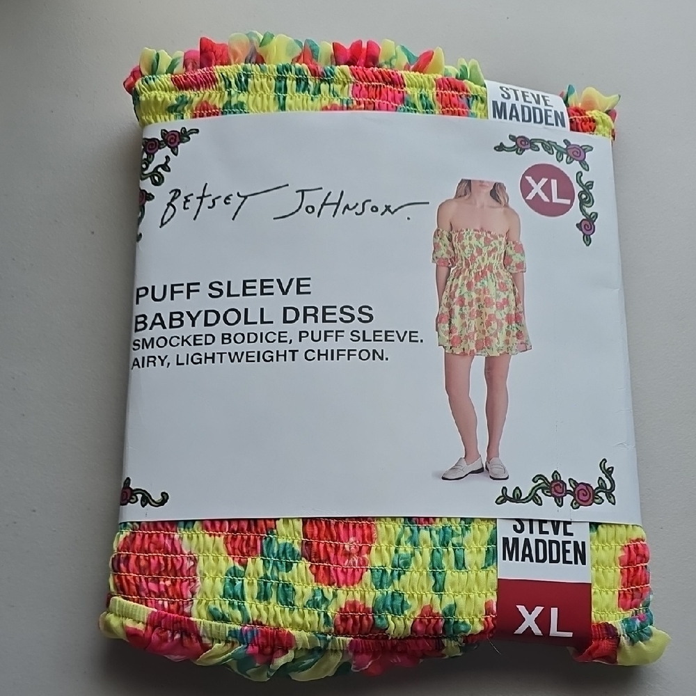 🆕️ Betsey Johnson Puff Sleeve Babydoll Dress